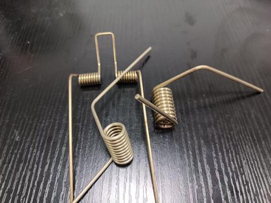 OEM Custom Torsion Spring Kekuatan Tinggi Untuk Furniture Hinge CE RoHS Disetujui