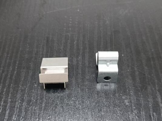 Giá tốt. Kẹp khóa kim loại hình chữ U, phần cứng, kẹp lò xo kim loại khóa tùy chỉnh trực tuyến