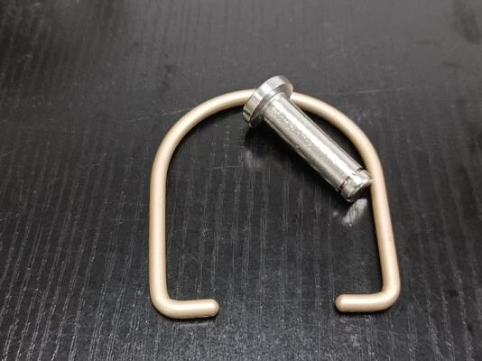 Bom preço Pinos de olhal de metal com acabamento polido personalizado, uso industrial, resistentes à corrosão on-line
